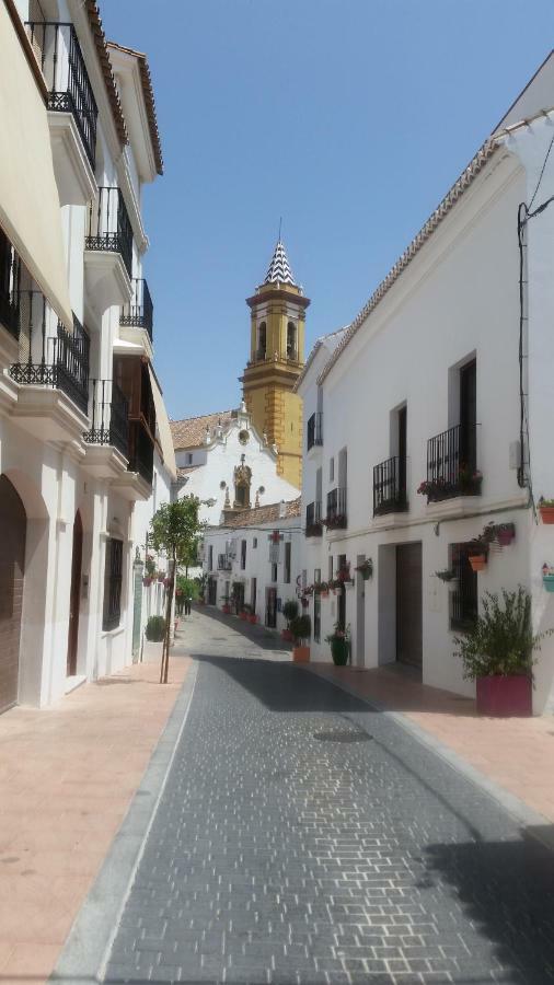 Puerto Deportivo Estepona Buitenkant foto