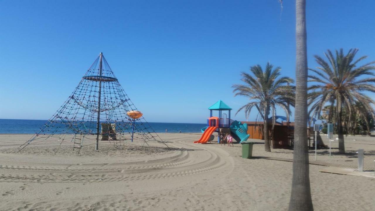 Puerto Deportivo Estepona Buitenkant foto